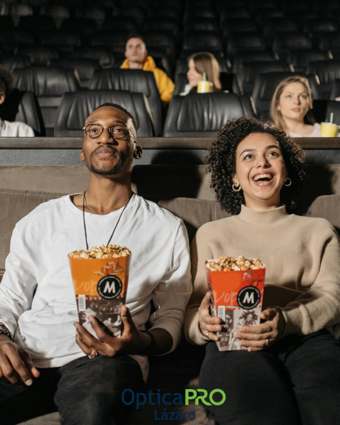 Auracast: escuchar mejor en lugares públicos será posible